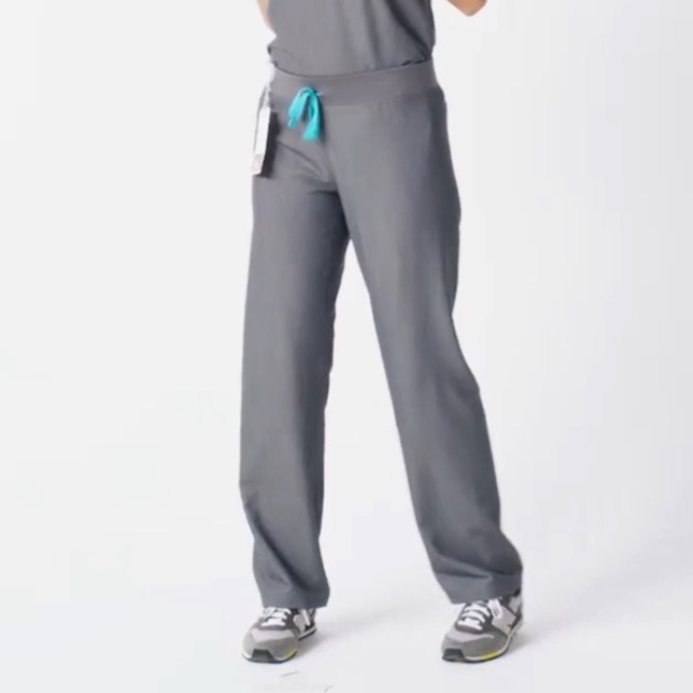 FIGS Livingston Basic Scrub Pants in graphite SIZE SMALL